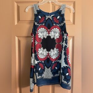 Sleeveless Blouse, Floral pattern.
